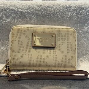 Michael Kors Cream & Gold Faux Patent Leather Signature MK Wallet with Wristlet